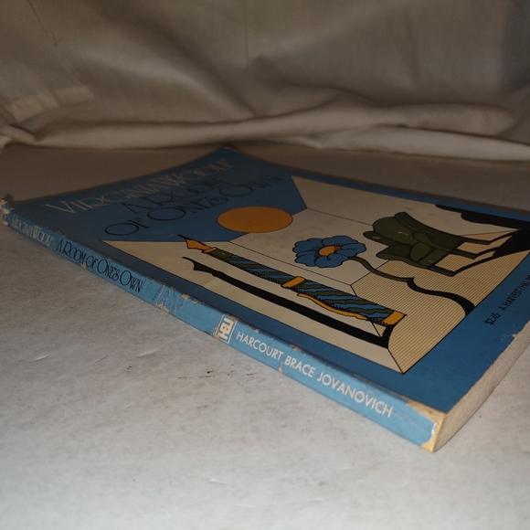 A Room of One's Own by Virginia Woolf 1957 Used PB - Picture 3 of 5